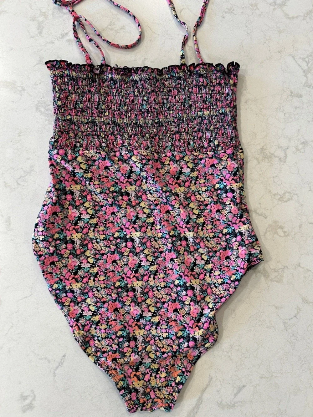 BalticBorn Nikki Smocked One Piece Swimsuit‎ in Neon Floral Beach Size Small